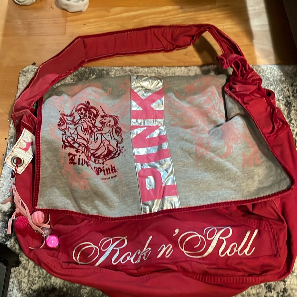 NWOT vintage VSPINK duffle bag red/pink/ silver /gray